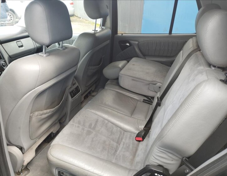 Mercedes-Benz Třídy M SUV / Terénní 2,7 l 120 kw