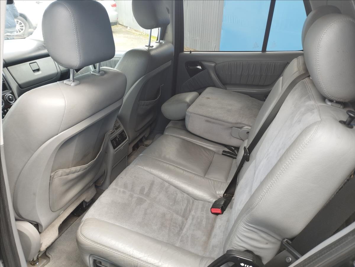 Mercedes-Benz Třídy M SUV / Terénní 2,7 l 120 kw