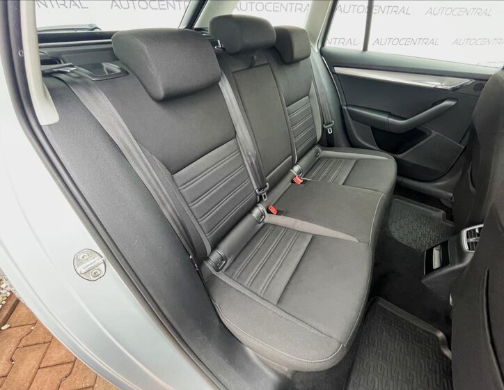 Škoda Octavia 22