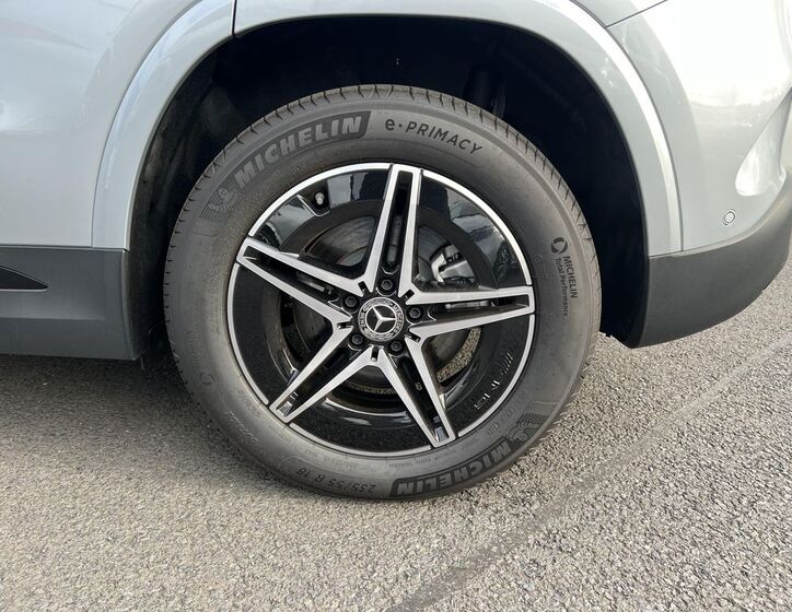 Mercedes-Benz EQA 16