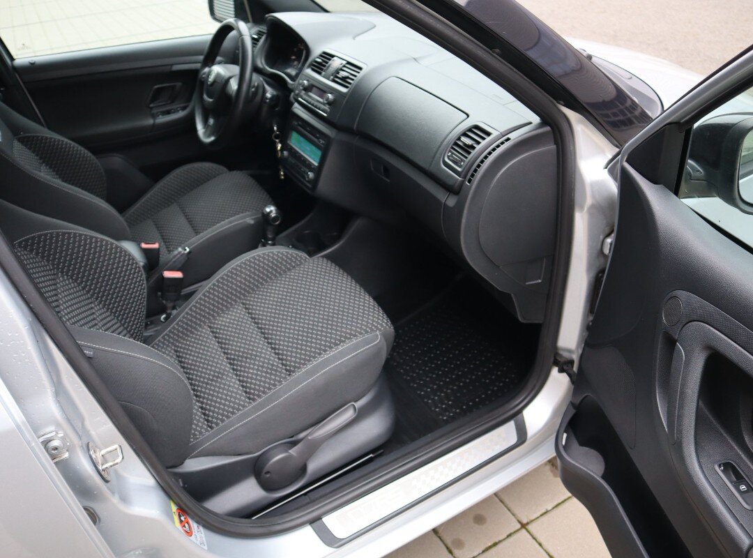 Škoda Fabia Hatchback 1,4 l 132 kw