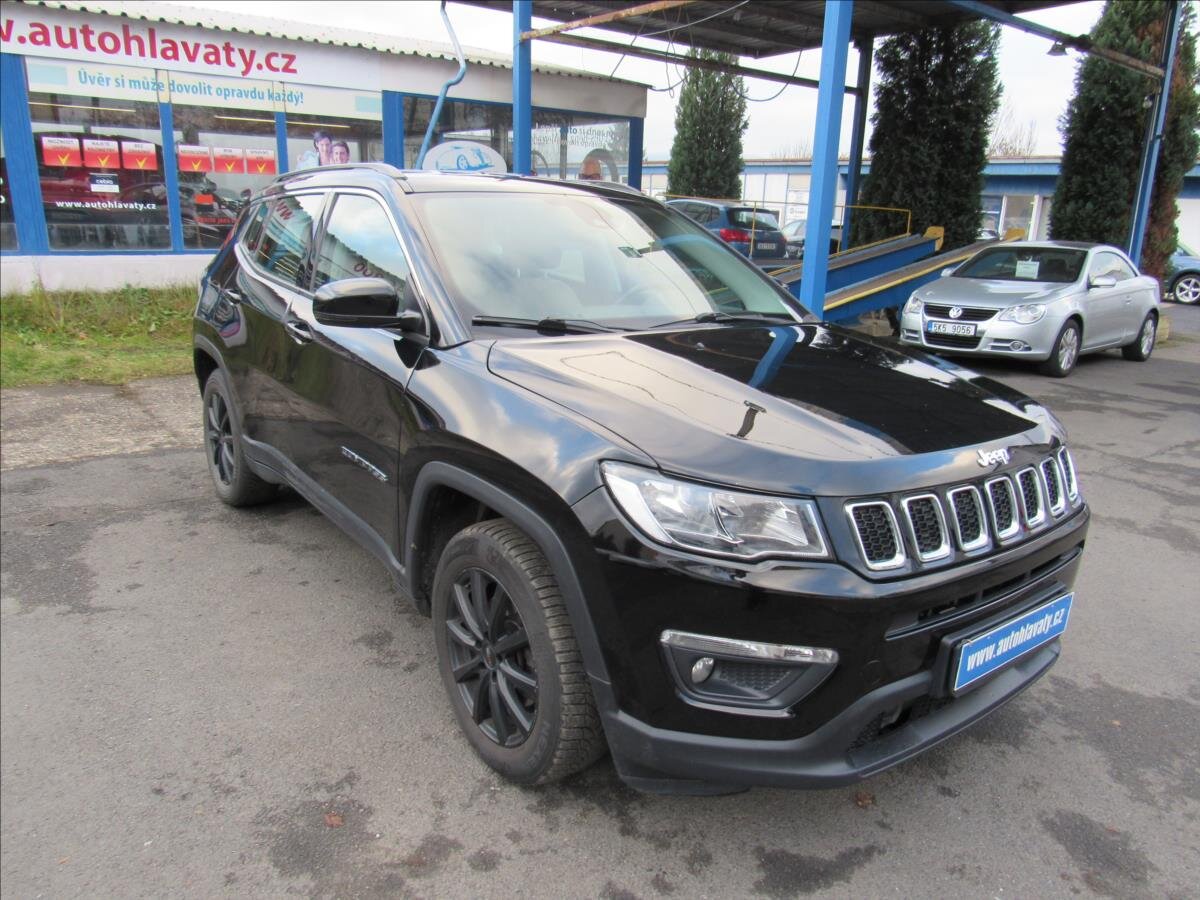 Jeep Compass SUV 1,4 l 103 kw