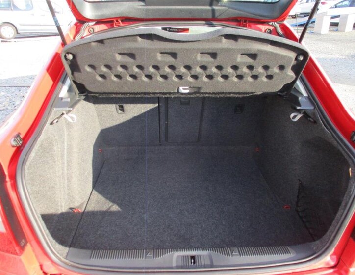 Škoda Octavia Sedan 1,4 l 90 kw