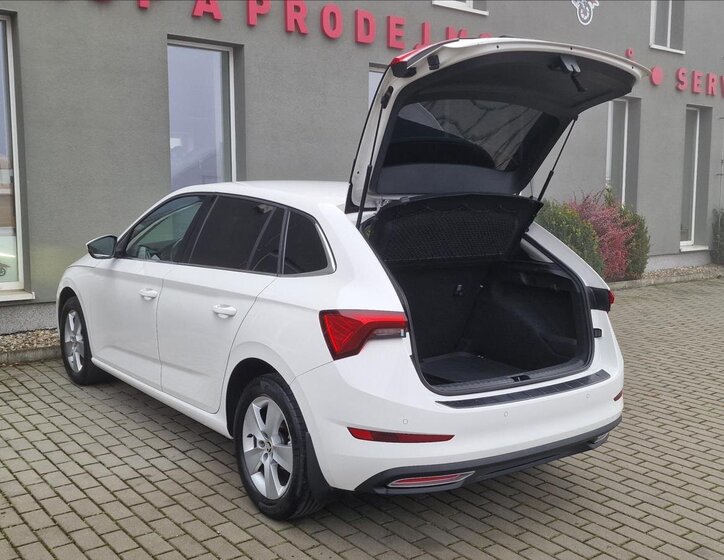 Škoda Scala Hatchback 1,6 l 85 kw