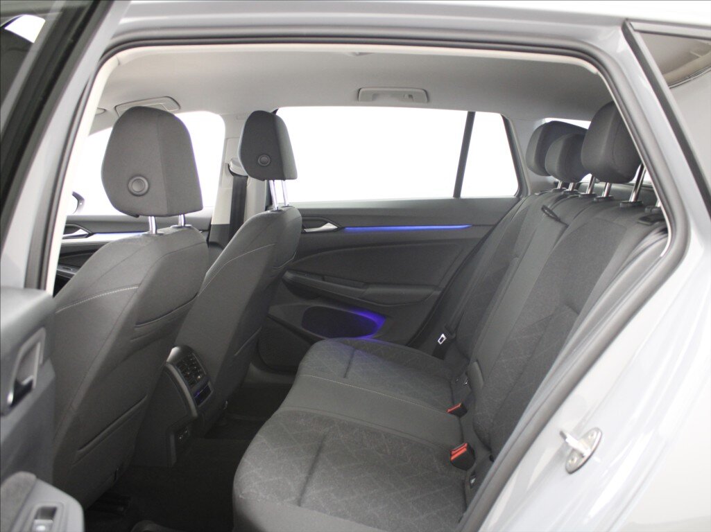 Volkswagen Golf Kombi 1,5 l 96 kw