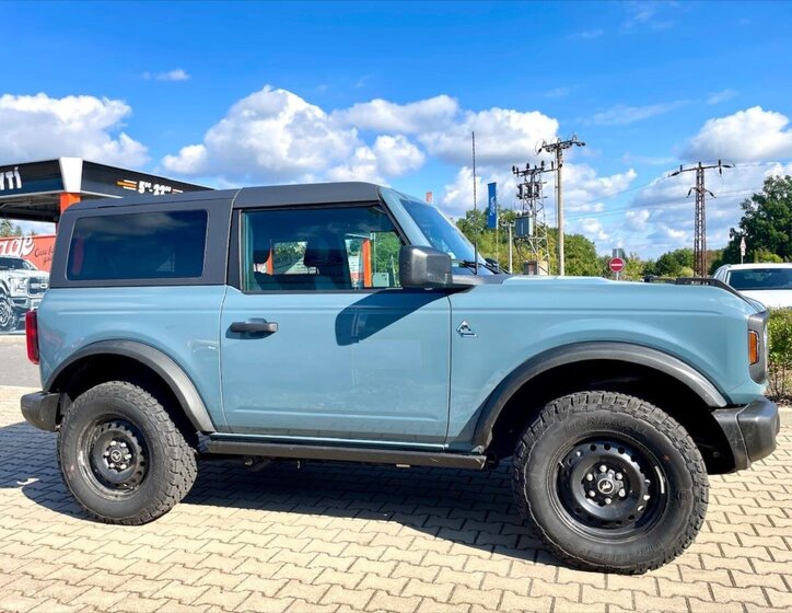 Ford Bronco SUV / Terénní 2,7 l 234 kw