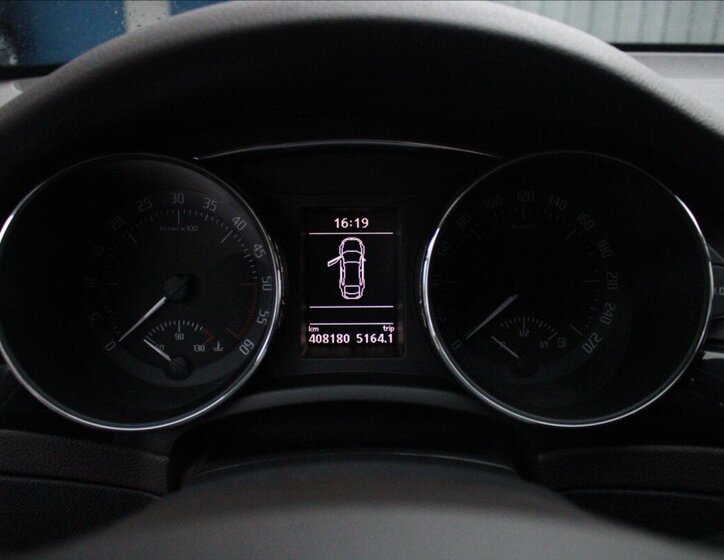 Škoda Superb Sedan 2,0 l 125 kw