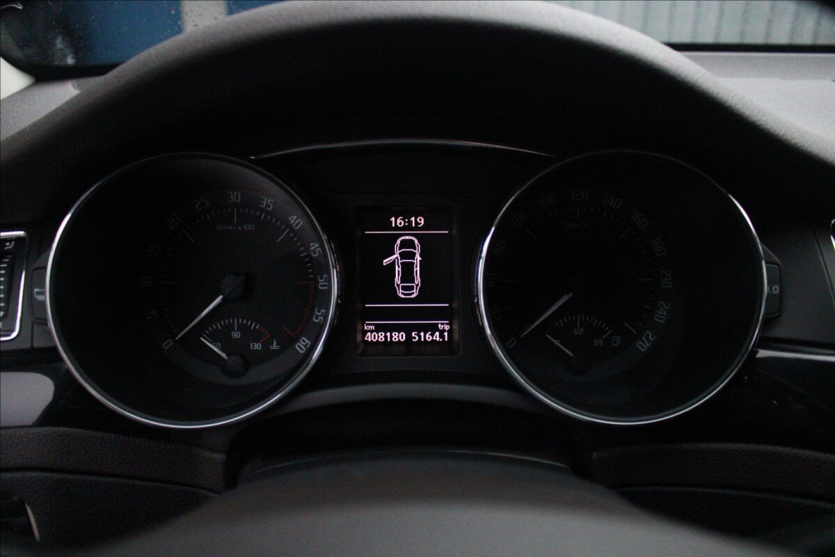 Škoda Superb Sedan 2,0 l 125 kw