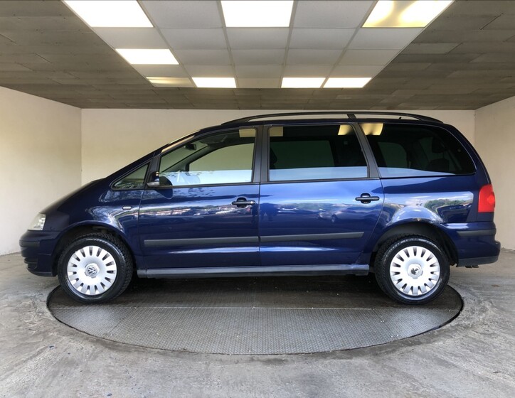 Volkswagen Sharan 4