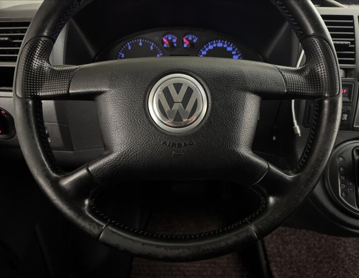 Volkswagen Transporter 8