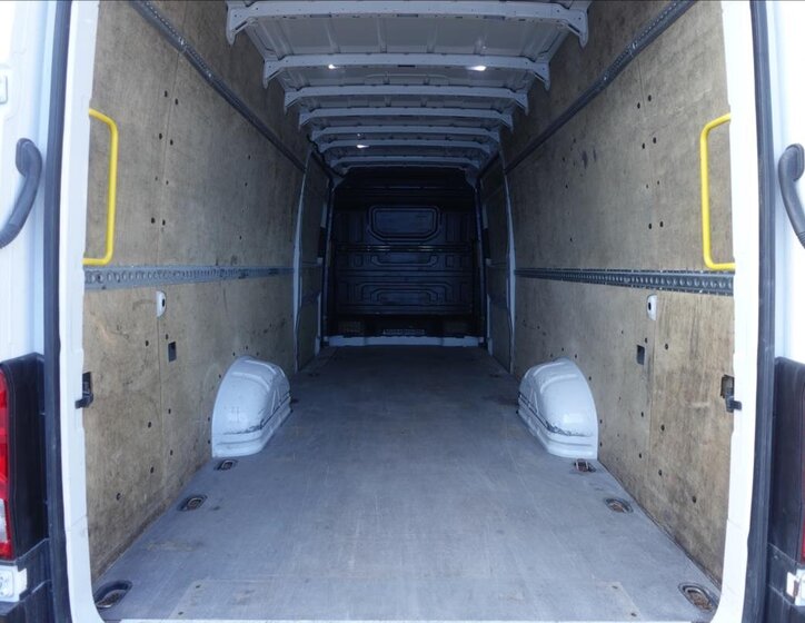 Volkswagen Crafter Ostatní 2,0 l 103 kw