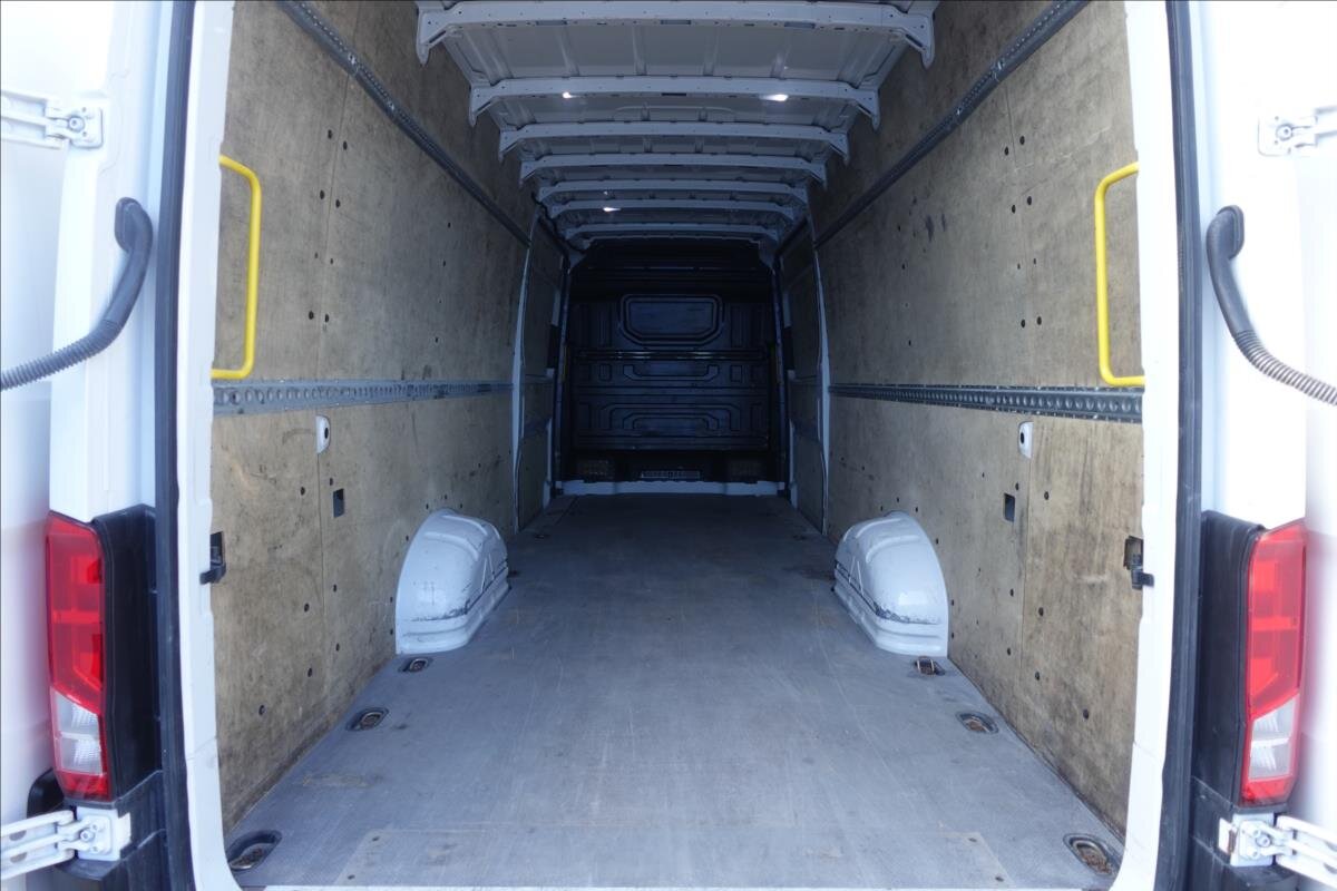 Volkswagen Crafter Ostatní 2,0 l 103 kw