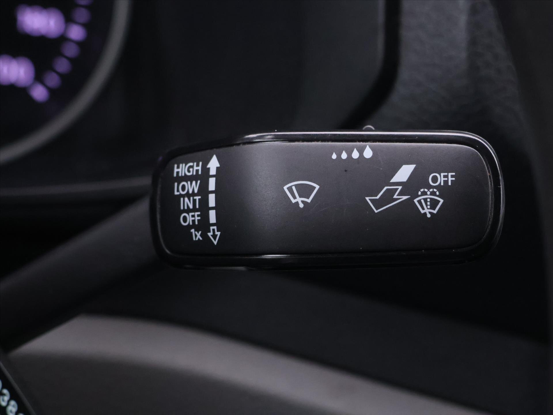 Volkswagen Crafter Skříň 2,0 l 103 kw