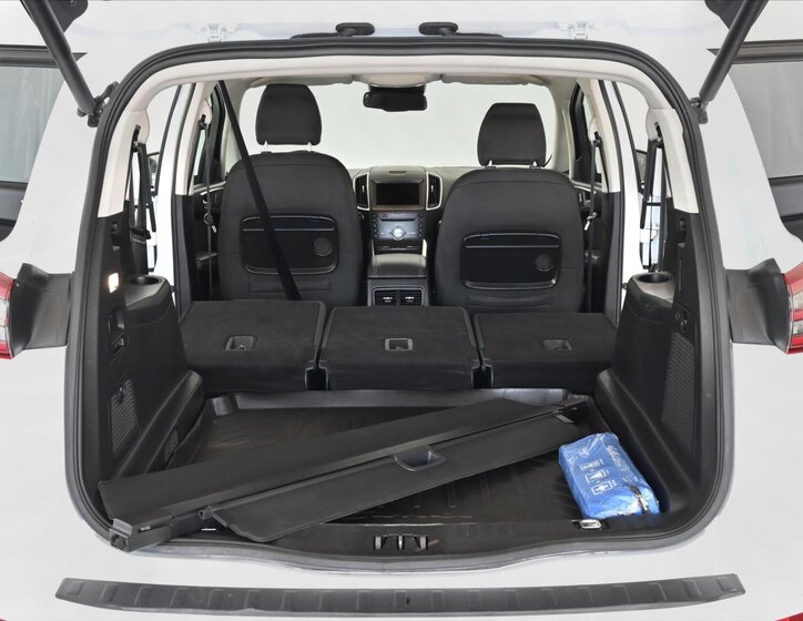 Ford S-MAX MPV 2,0 l 140 kw