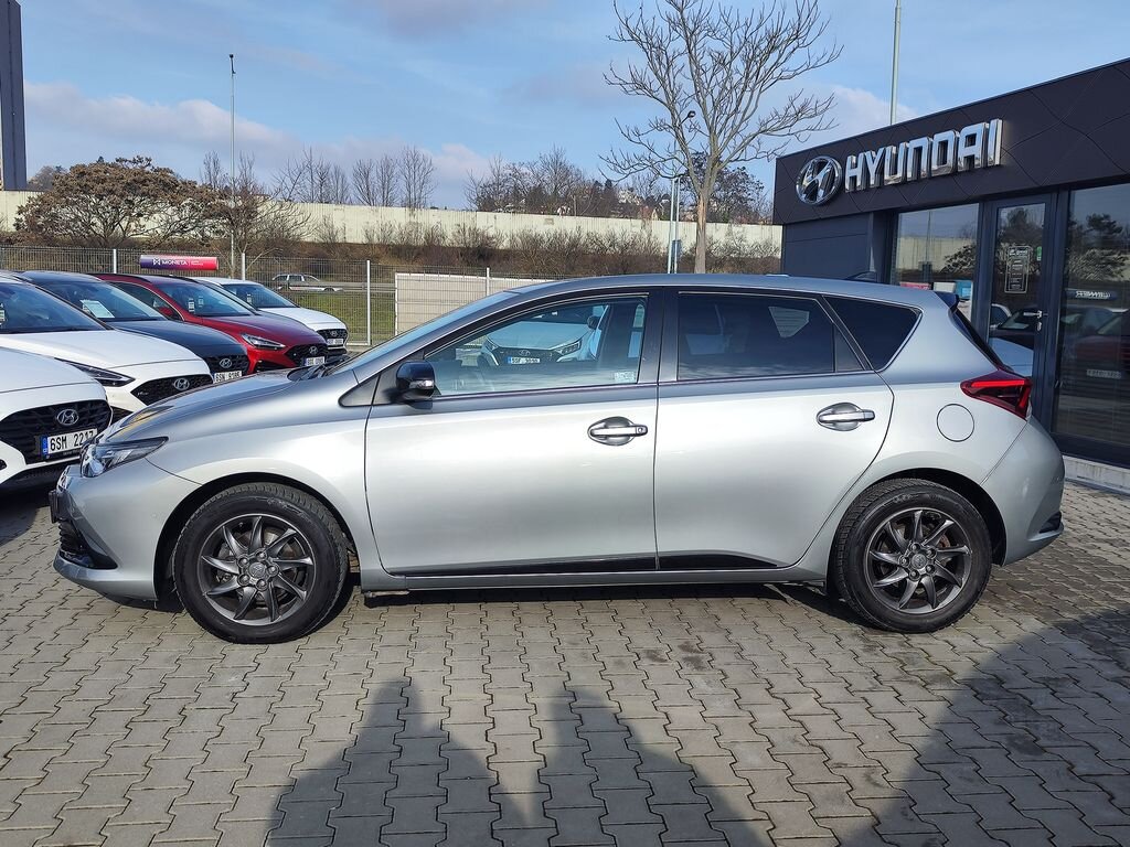 Toyota Auris Hatchback 1,6 l 97 kw