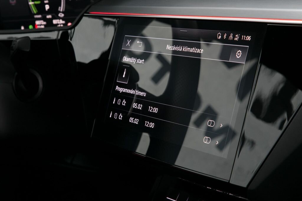 Audi e-tron SUV 0,0 300 kw