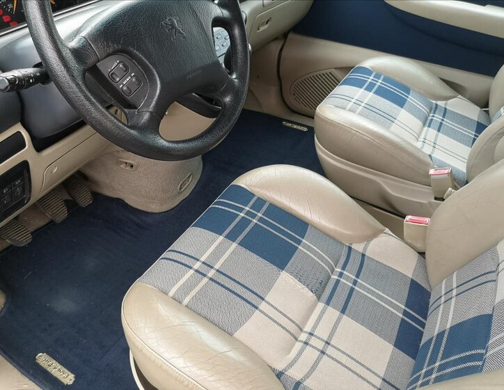 Peugeot 806 Kombi 2,1 l 80 kw