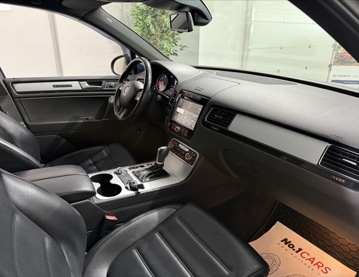 Volkswagen Touareg 14