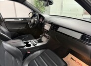 Volkswagen Touareg 14