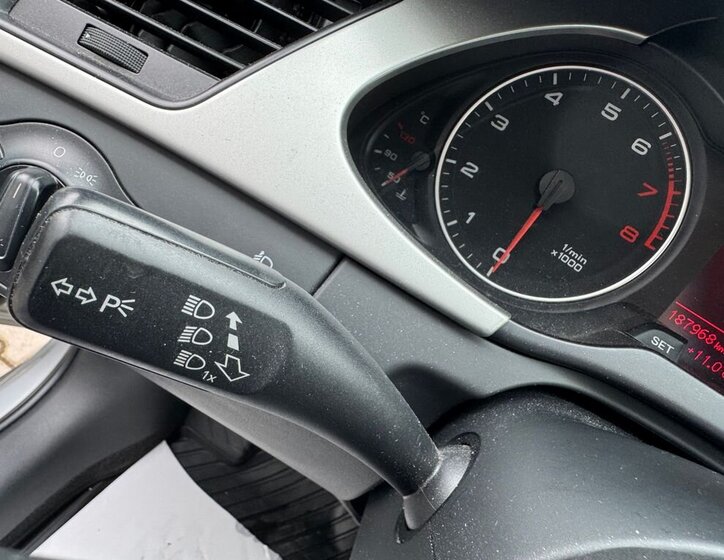 Audi A4 Sedan / Limuzína 1,8 l 88 kw