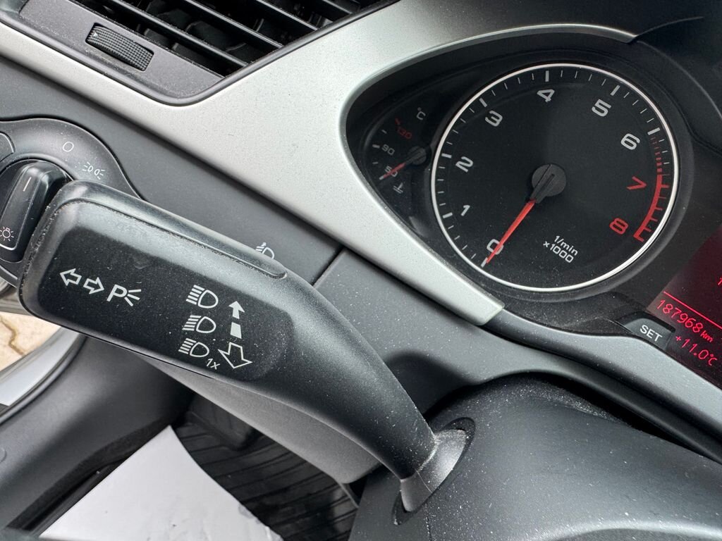 Audi A4 Sedan / Limuzína 1,8 l 88 kw