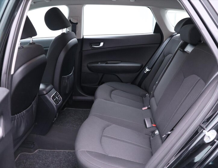 KIA Optima Kombi 1,7 l 104 kw