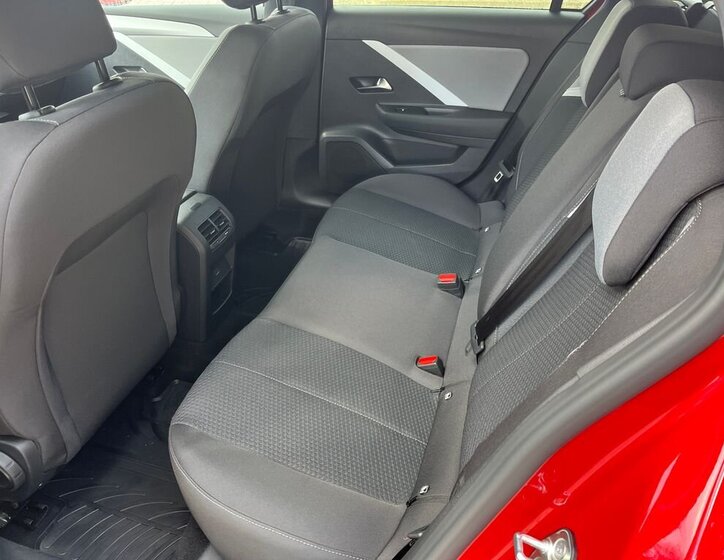 Opel Astra Kombi 1,2 l 81 kw