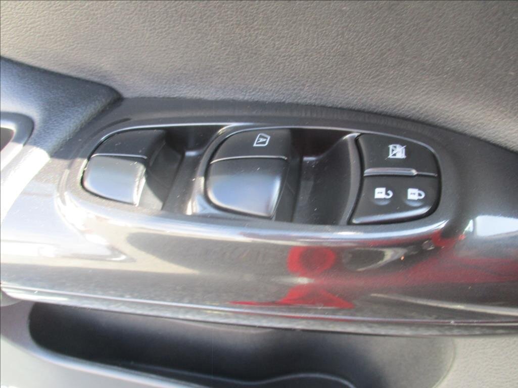 Nissan Juke SUV / Terénní 1,6 l 83 kw