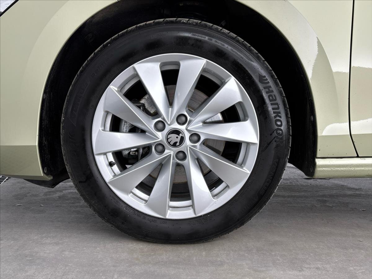 Škoda Superb Kombi 2,0 l 110 kw