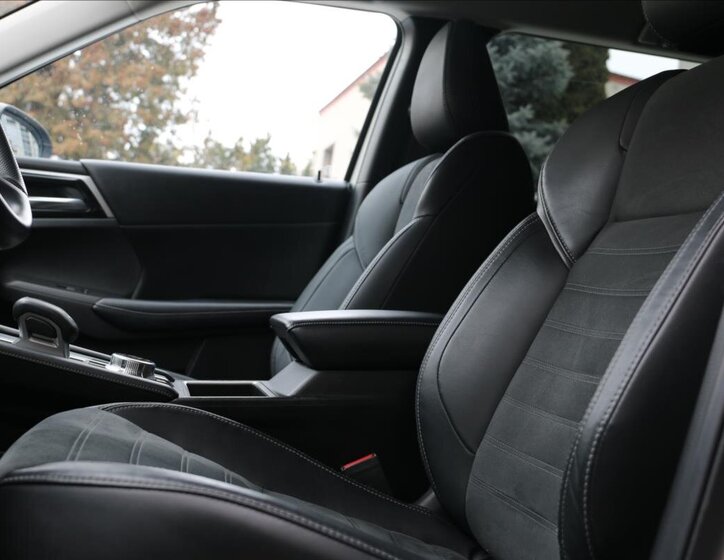 Mitsubishi Outlander 25