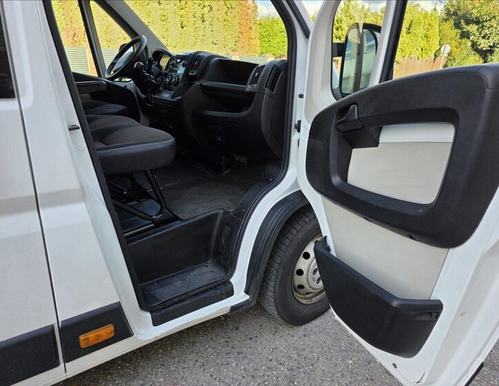 Peugeot Boxer Ostatní 2,0 l 120 kw