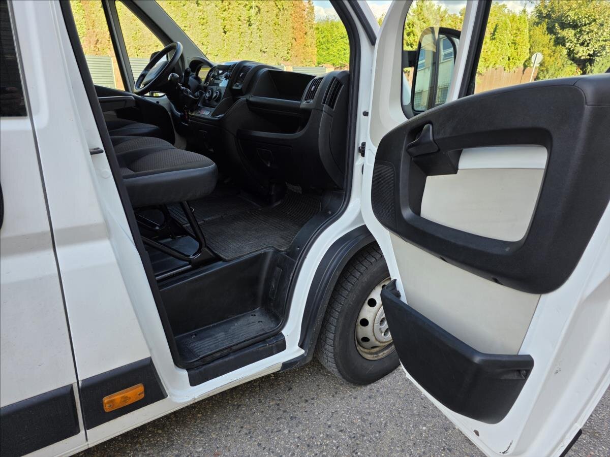 Peugeot Boxer Ostatní 2,0 l 120 kw