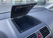 Volkswagen Touran MPV 1,6 l 77 kw