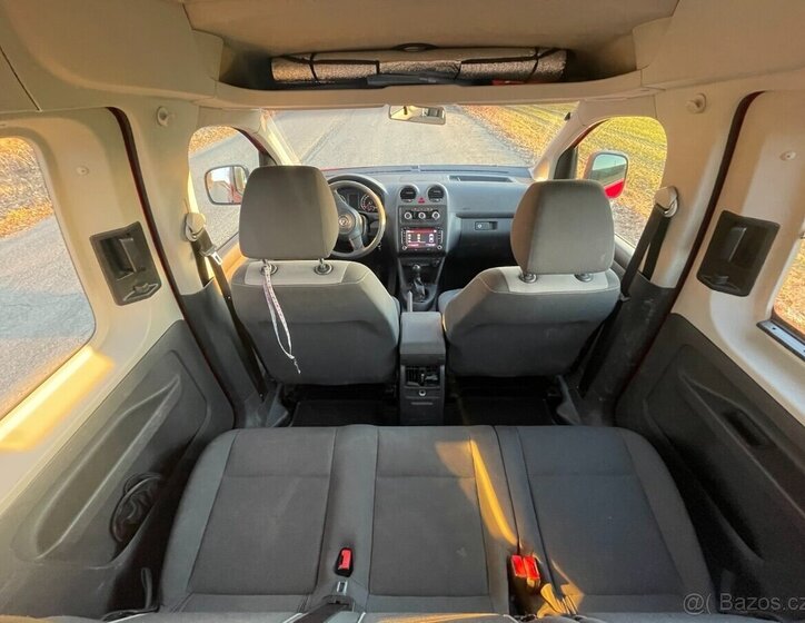 Volkswagen Caddy Kombi 1,6 l 75 kw