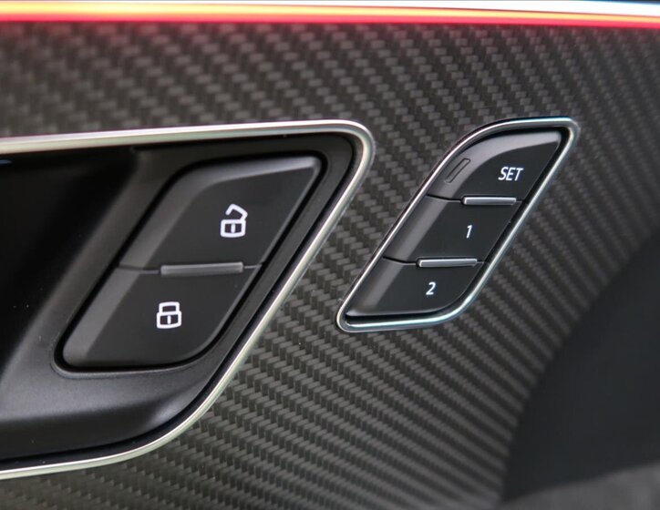 Audi RS Q8 SUV / Terénní 4,0 l 441 kw