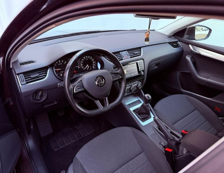 Škoda Octavia Kombi 2,0 l 110 kw