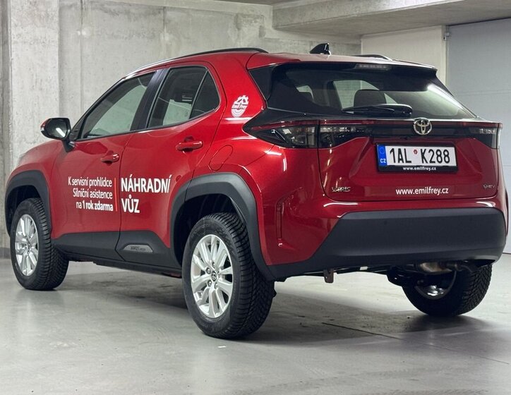 Toyota Yaris Cross SUV 1,5 l 68 kw