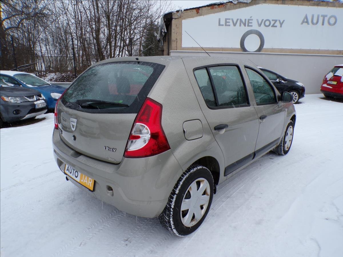 Dacia Sandero Hatchback 1,1 l 55 kw