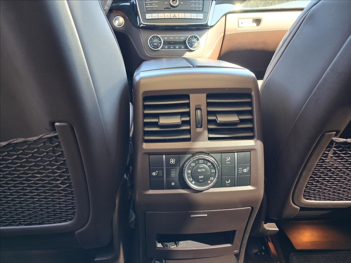 Mercedes-Benz GLE Kombi 3,0 l 270 kw