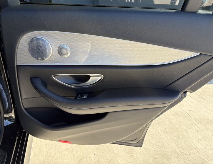 Mercedes-Benz Třídy E Sedan / Limuzína 3,0 l 190 kw