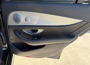 Mercedes-Benz Třídy E Sedan / Limuzína 3,0 l 190 kw