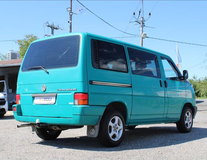 Volkswagen Caravelle Kombi 2,4 l 57 kw