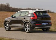 Volvo XC40 SUV / Terénní 2,0 l 140 kw
