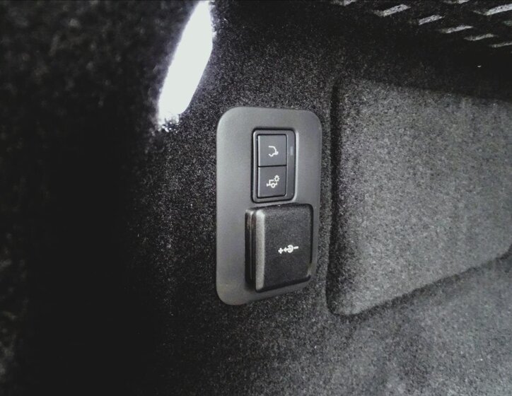 Land Rover Range Rover Evoque 24