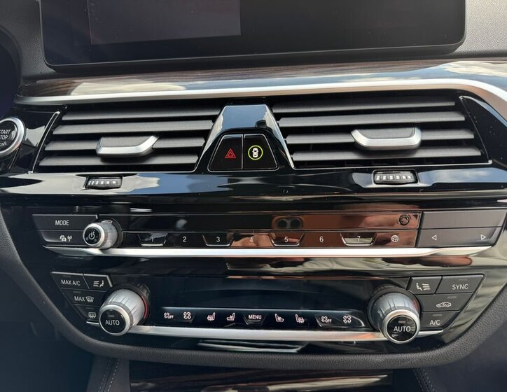 BMW Řada 5 Sedan / Limuzína 3,0 l 210 kw