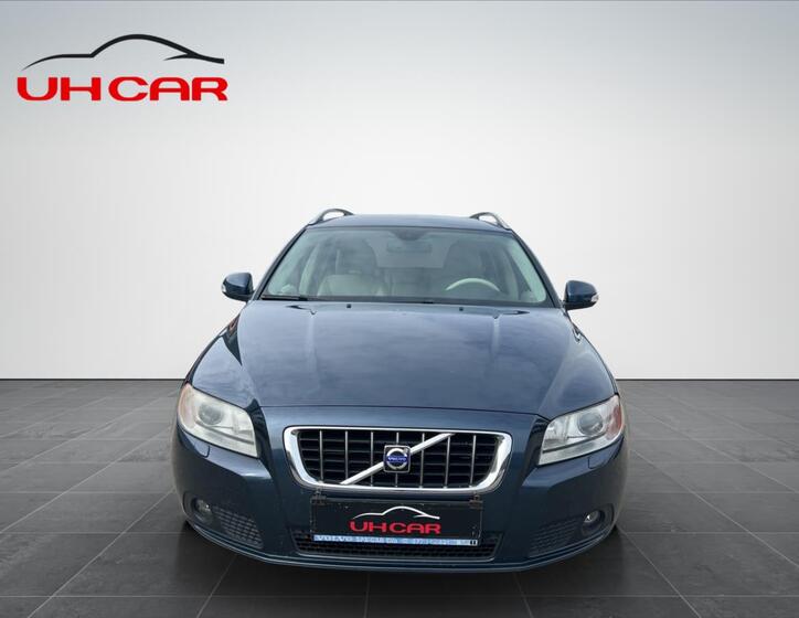 Volvo V70 2