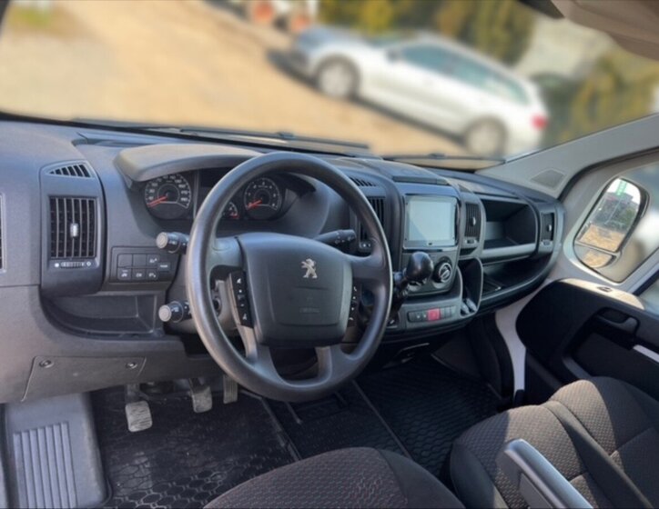 Peugeot Boxer Skříň 2,2 l 103 kw