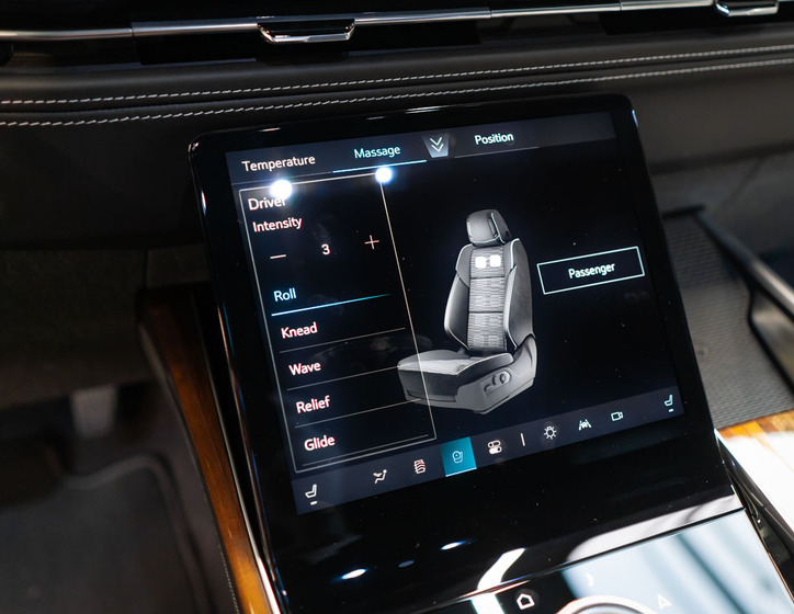 Cadillac Escalade 35