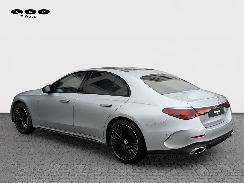 Mercedes-Benz Třídy E Sedan 2,0 l 145 kw