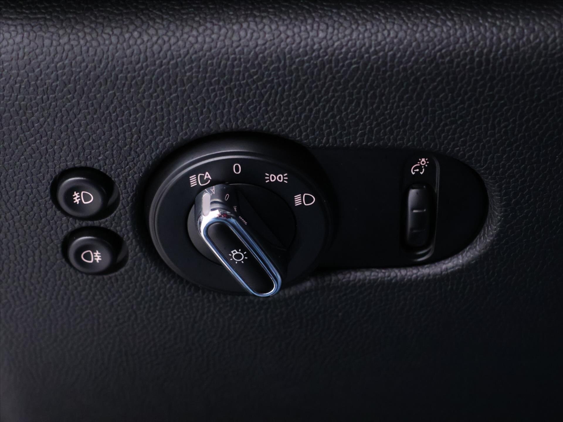 Mini Cooper Hatchback 1,5 l 100 kw